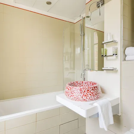 Hotel Pavillon Nation 3*