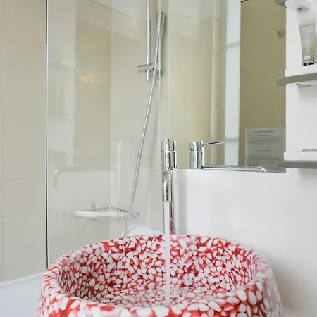 Hotel Pavillon Nation 3*