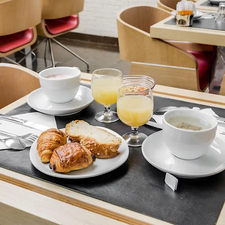 Hotel Pavillon Nation 3*