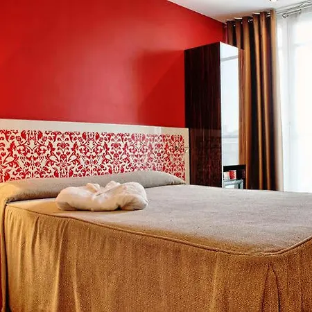 Pavillon Nation Hotel 3*